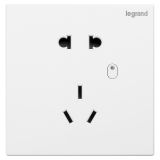 逸景IOT 玉兰白 智能二三极插座
