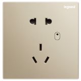 逸景IOT 米兰金 智能二三极插座